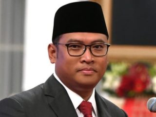Menyoroti Pelantikan Kepala BGN Sudaryono, Mengaku Tak Punya Dapur SPPG