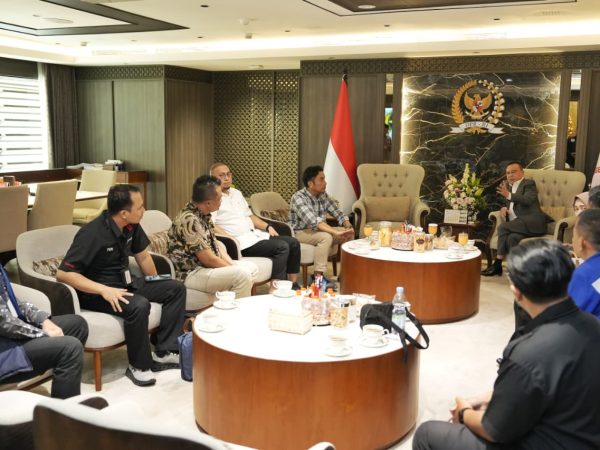 Dasco Kawal Streamlining Telkom ,DPR Pastikan Status Dan Hak Pekerja Terlindungi