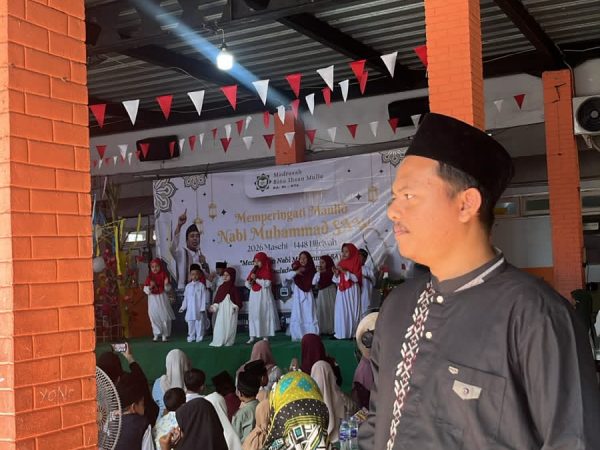 Kirab dan Peringatan Maulid Nabi Muhammad SAW di Yayasan Bina Ihsan Mulia Berlangsung Meriah dan Khidmat